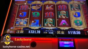 Ang pinakamaraming nilalaro na laro sa anumang online na casino ay mga slot machine, at sa karaniwan, higit sa 85%